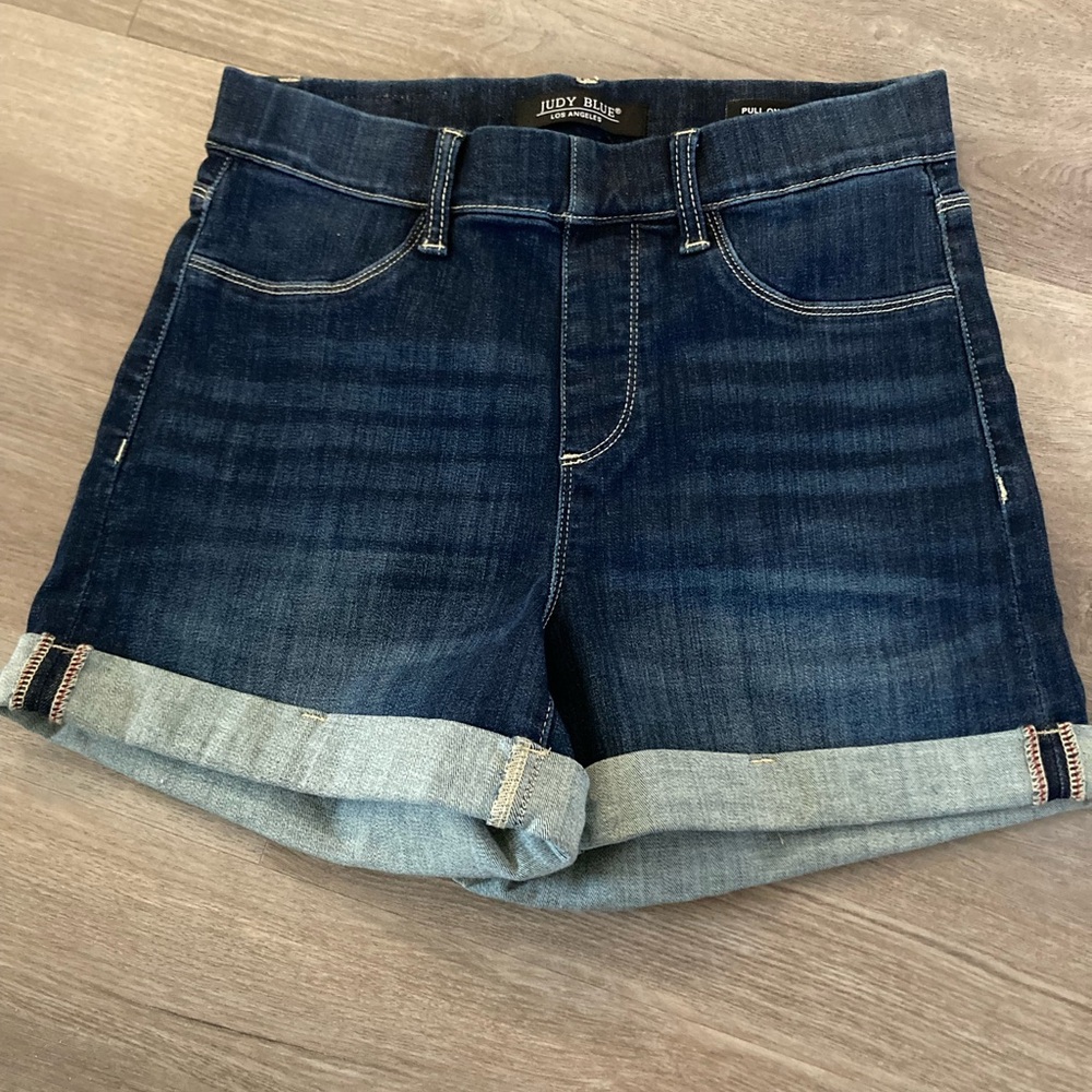 Judy Blue Shorts Womens Medium Denim Pull On Cuffed Stretch Summer